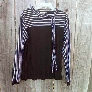 ZEAGOO Top Women Size XL Black & White Striped Long Sleeve Tie Front Neckline